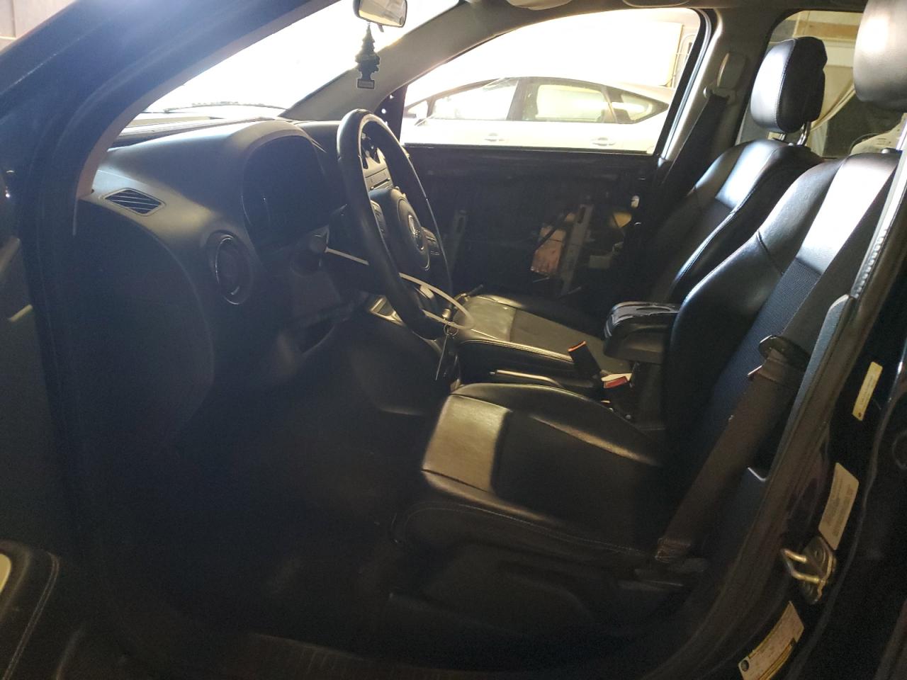 2014 Jeep Compass VIN 1C4NJCEA1ED631247 Copart auction photo, front end / side damage thumbnail 7