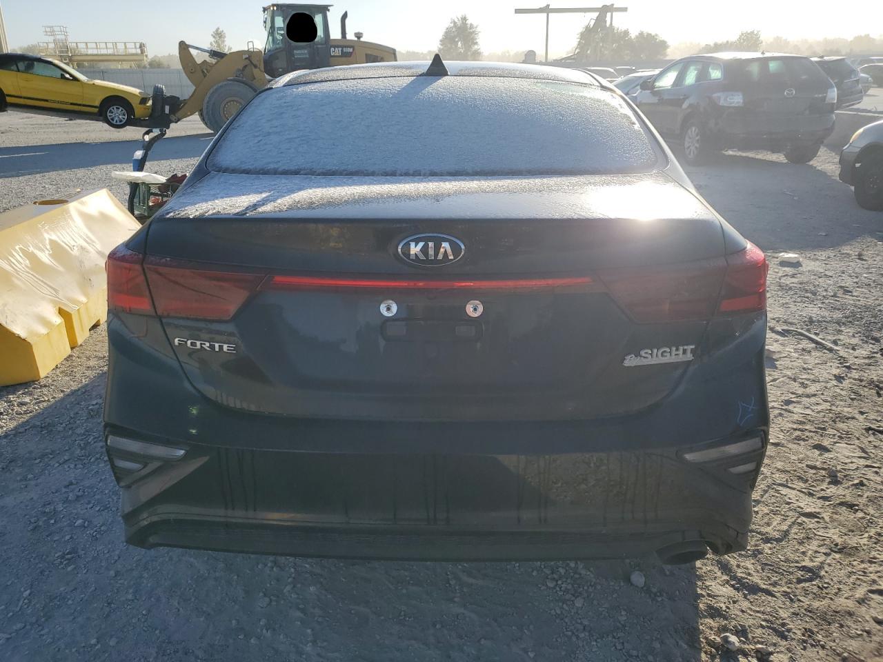 2021 KIA Forte VIN 3KPF24AD2ME266405 Copart auction photo, front end damage thumbnail 6