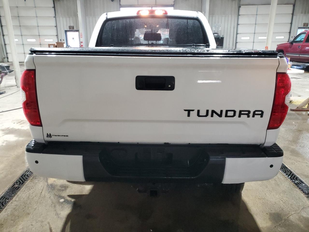 2020 Toyota Tundra VIN 5TFDY5F13LX902001 Copart auction photo, side / undercarriage damage thumbnail 6