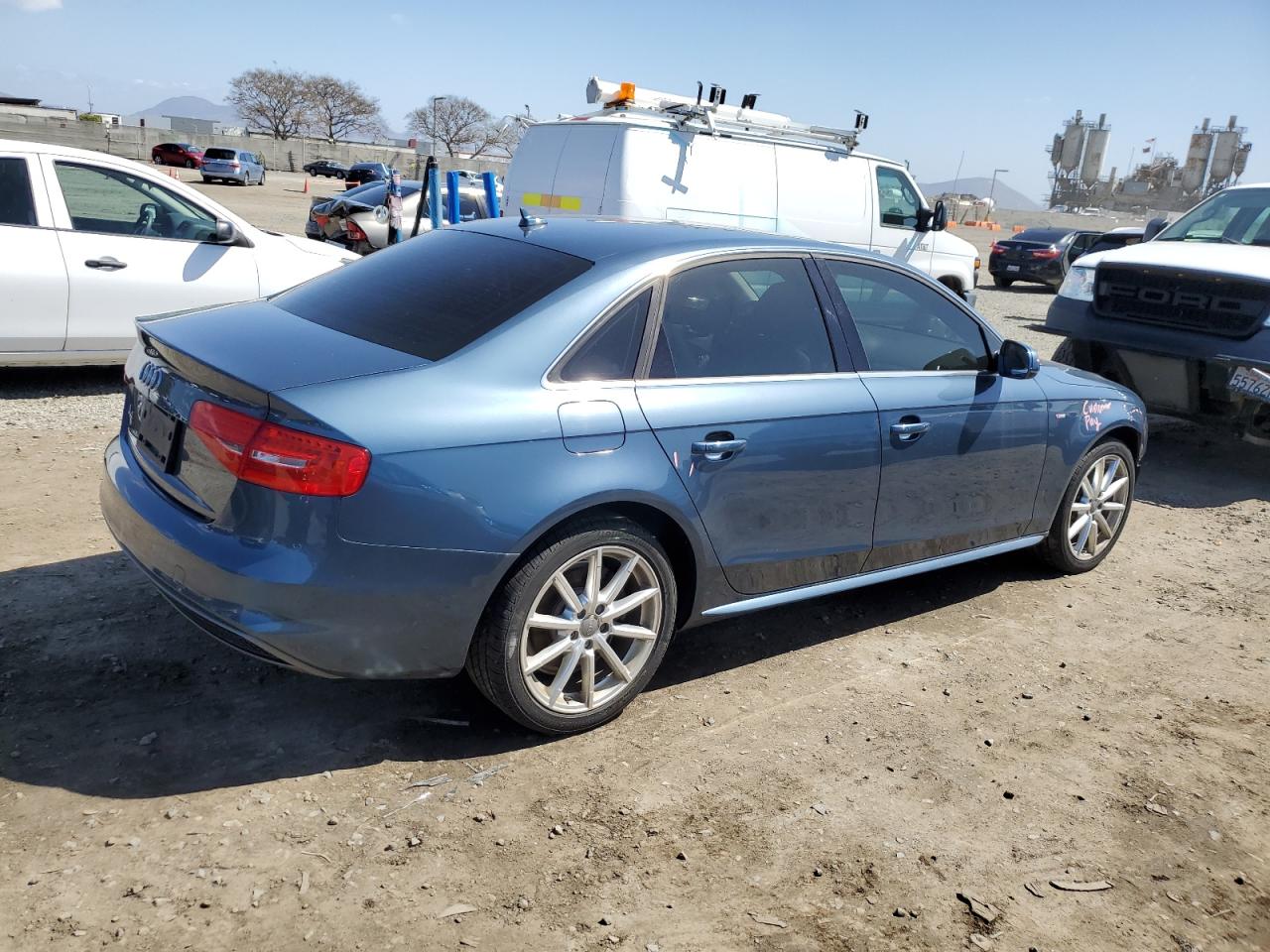 2016 Audi A4 VIN WAUAFAFL1GN013523 Copart auction photo, front end damage thumbnail 3