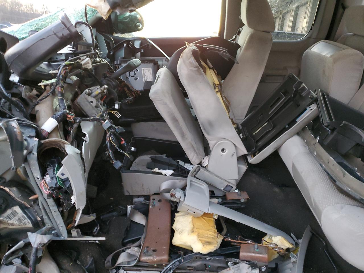 2007 Chevrolet Silverado VIN 2GCEC19J071674789 Copart auction photo, all over damage thumbnail 7