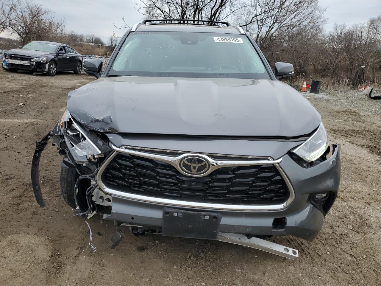 2023 Toyota Highlander VIN 5TDKDRBHXPS528253 Copart auction photo, front end / side damage thumbnail 5