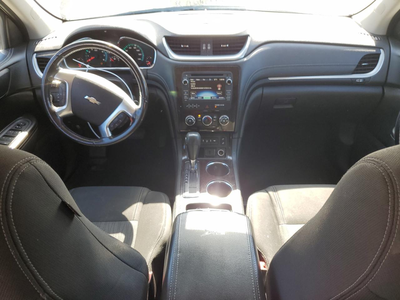 2017 Chevrolet Traverse VIN 1GNKRGKD7HJ249934 Copart auction photo, front end damage thumbnail 8