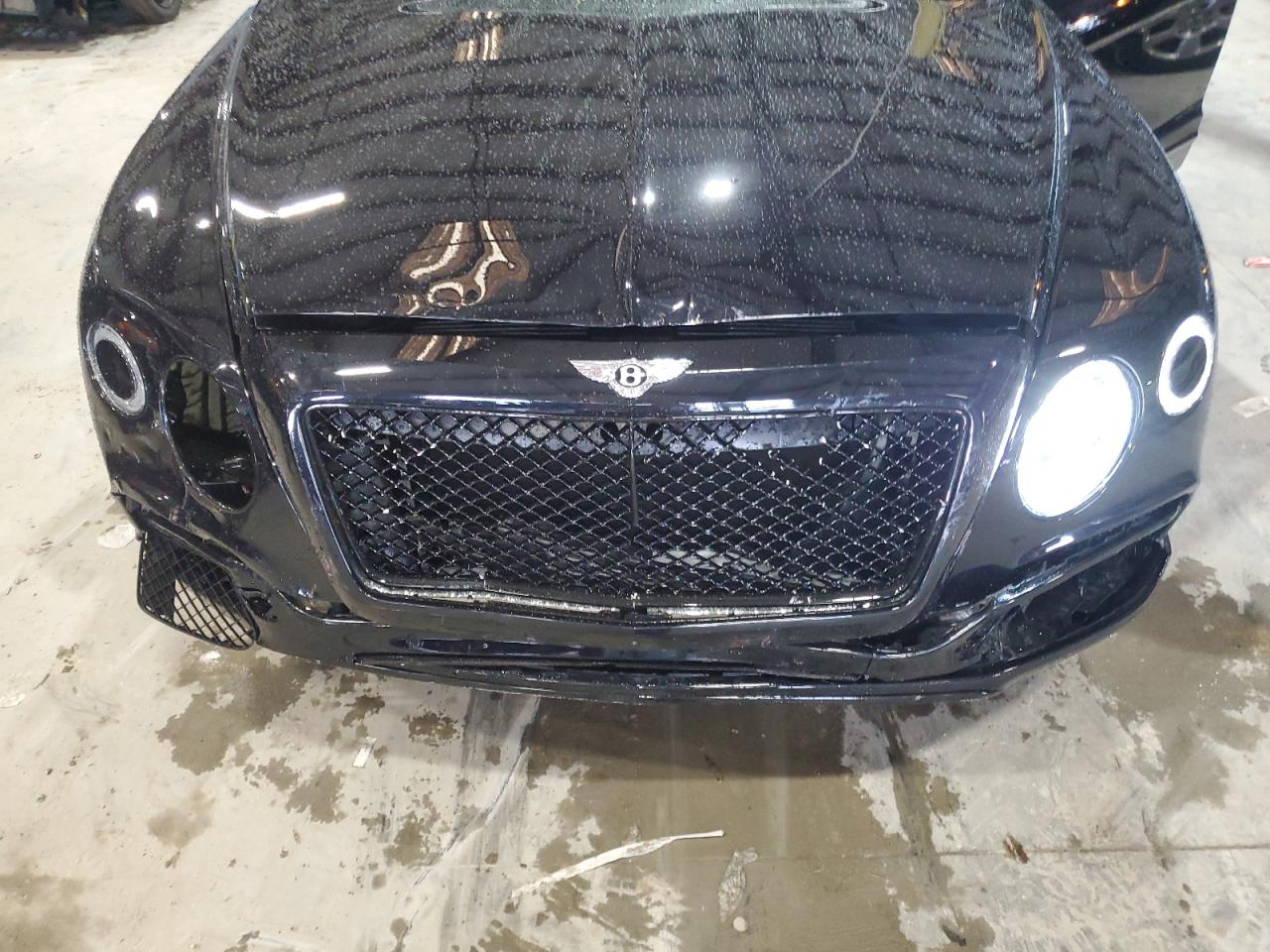 2019 Bentley Bentayga VIN SJAAM2ZV6KC024857 Copart auction photo, front end damage thumbnail 12