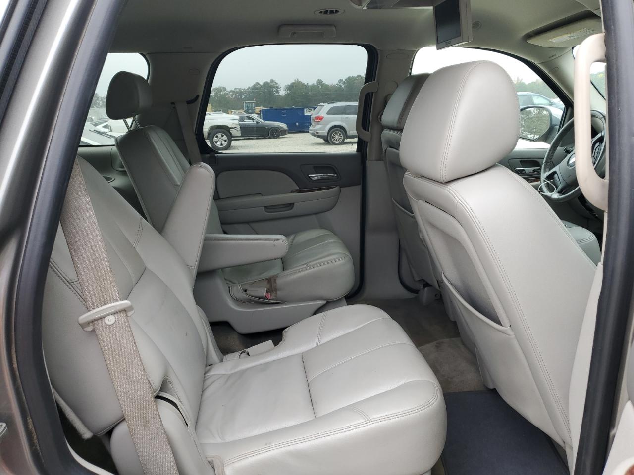 2009 Chevrolet Tahoe VIN 1GNEC23389R197482 Copart auction photo, front end damage thumbnail 11