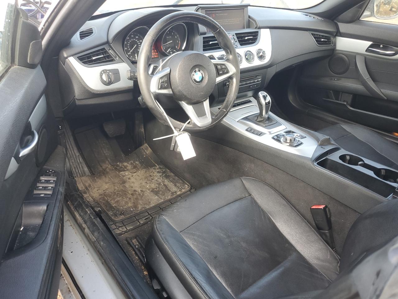 2013 BMW Z4 VIN WBALL5C57DJ104460 Copart auction photo, rear end damage thumbnail 8