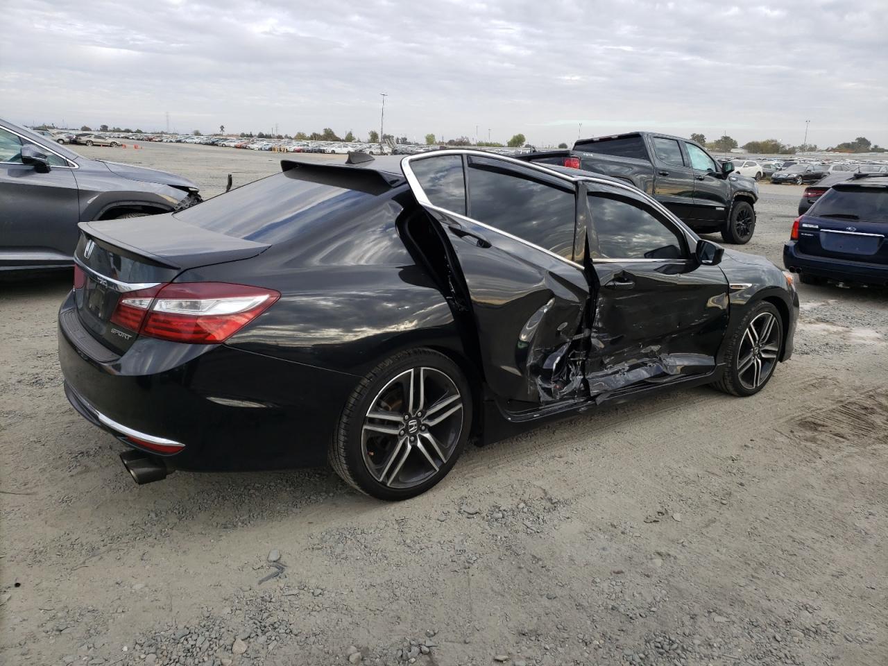 2016 Honda Accord VIN 1HGCR2F55GA136891 Copart auction photo, side damage thumbnail 3