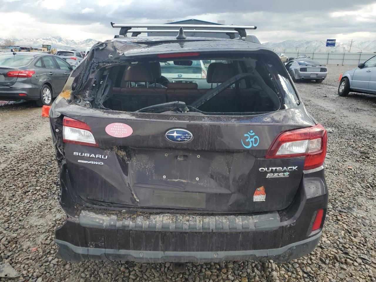 2017 Subaru Outback VIN 4S4BSATC9H3226820 Copart auction photo, front end / rear end damage thumbnail 6