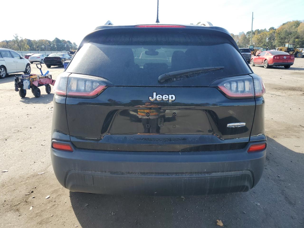 2019 Jeep Grand Cherokee VIN 1C4PJLLB6KD144058 Copart auction photo, front end damage thumbnail 6