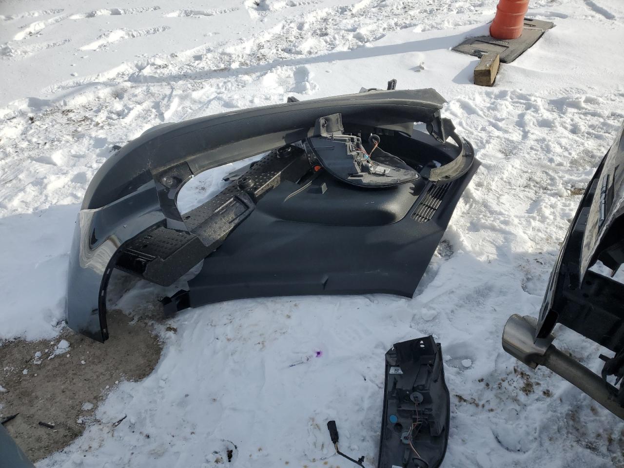 2022 Ford Escape VIN 1FMCU9H63NUA95552 Copart auction photo, rear end damage thumbnail 12