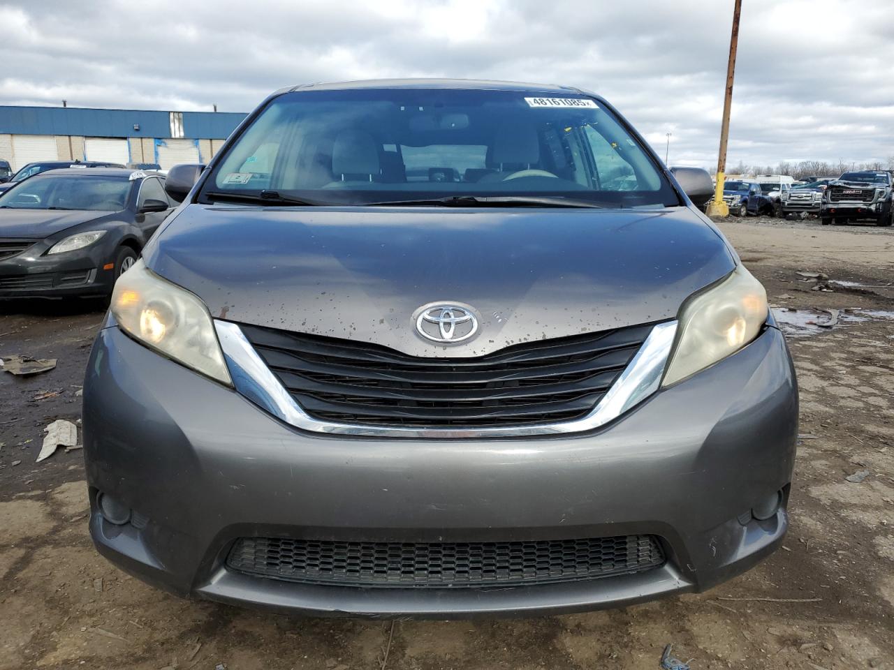2014 Toyota Sienna VIN 5TDJK3DCXES078004 Copart auction photo, all over damage thumbnail 5