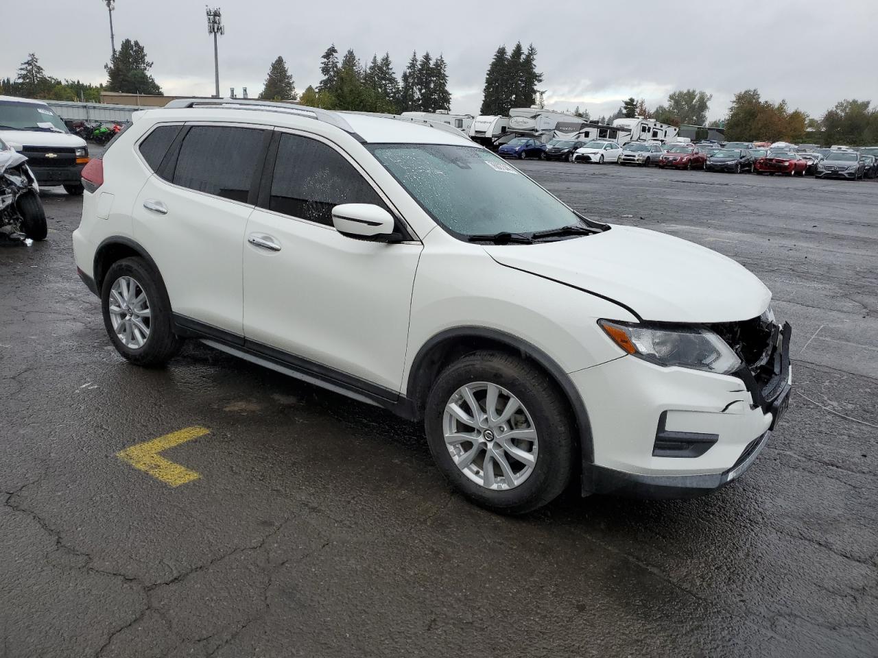 2019 Nissan Rogue VIN KNMAT2MT7KP542475 Copart auction photo, front end damage thumbnail 4