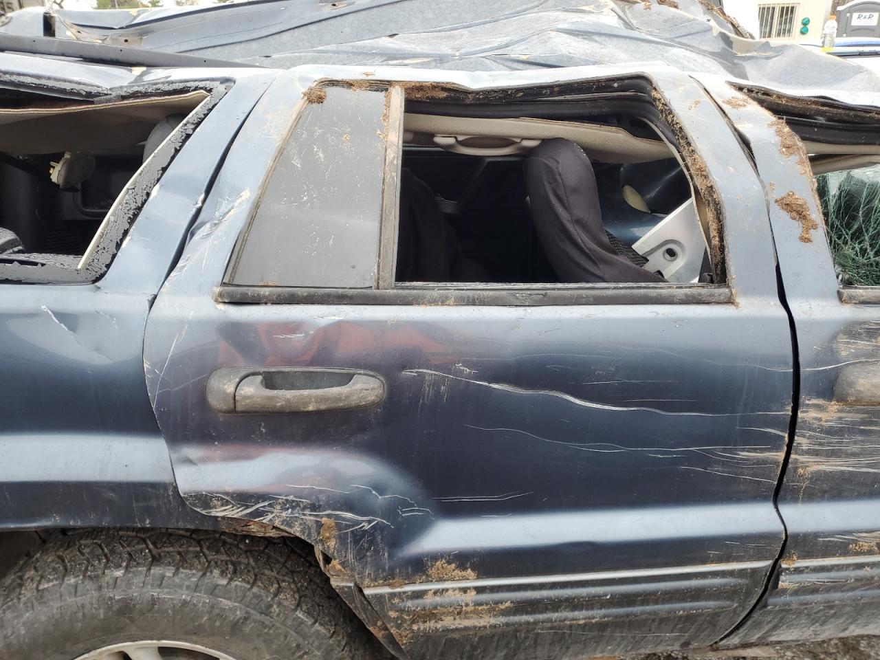 2004 Jeep Grand Cherokee VIN 1J4GW48S74C245824 Copart auction photo, all over damage thumbnail 11