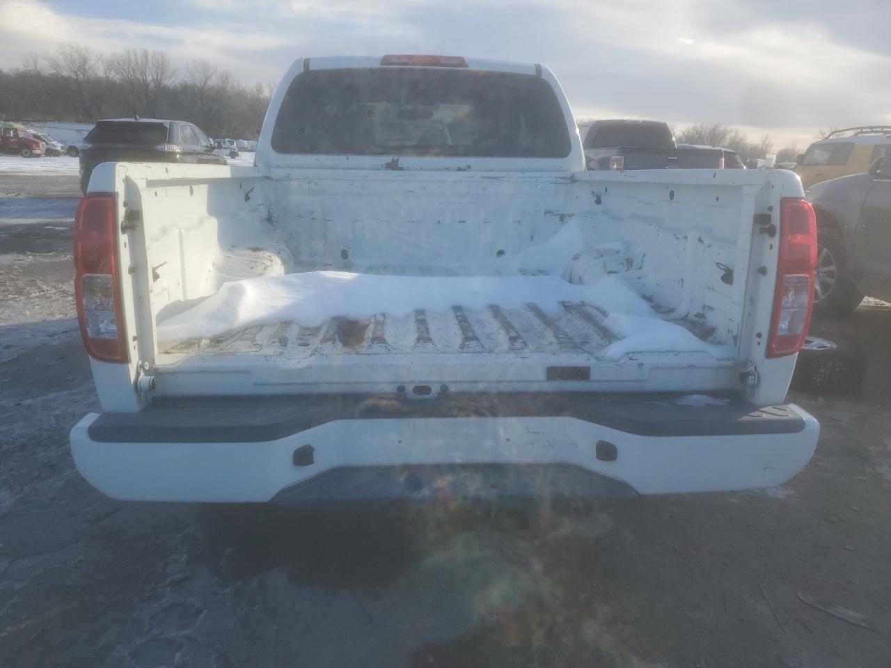 2017 Nissan Navara (Frontier) VIN 1N6BD0CT5HN723499 Copart auction photo, mechanical / minor dent/scratches damage thumbnail 6