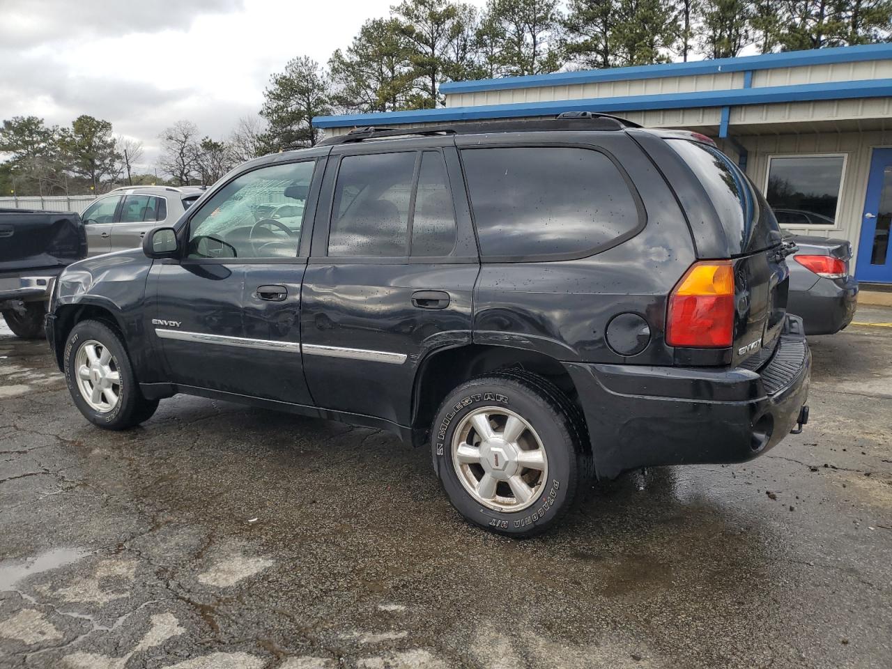 2006 GMC Envoy VIN 1GKDS13S762258032 Copart auction photo, front end damage thumbnail 2
