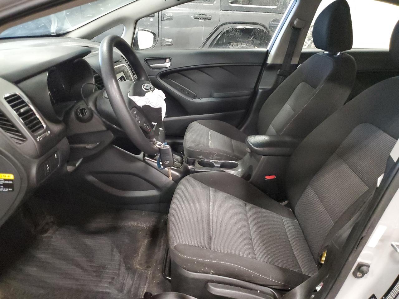 2017 KIA Forte VIN 3KPFK4A72HE151044 Copart auction photo, front end / side damage thumbnail 7