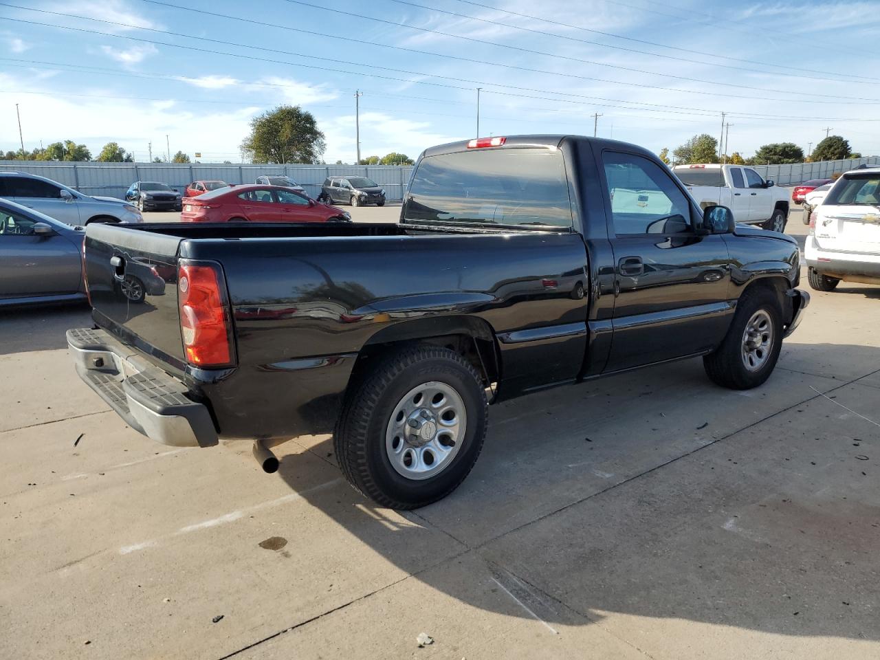 2007 Chevrolet Silverado VIN 3GCEC14X37G156114 Copart auction photo, front end / minor dent/scratches damage thumbnail 3