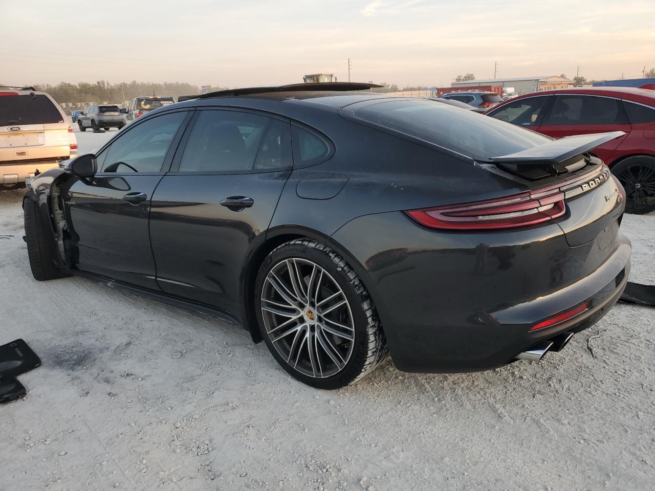 2018 Porsche Panamera VIN WP0AE2A78JL174167 Copart auction photo, front end damage thumbnail 2