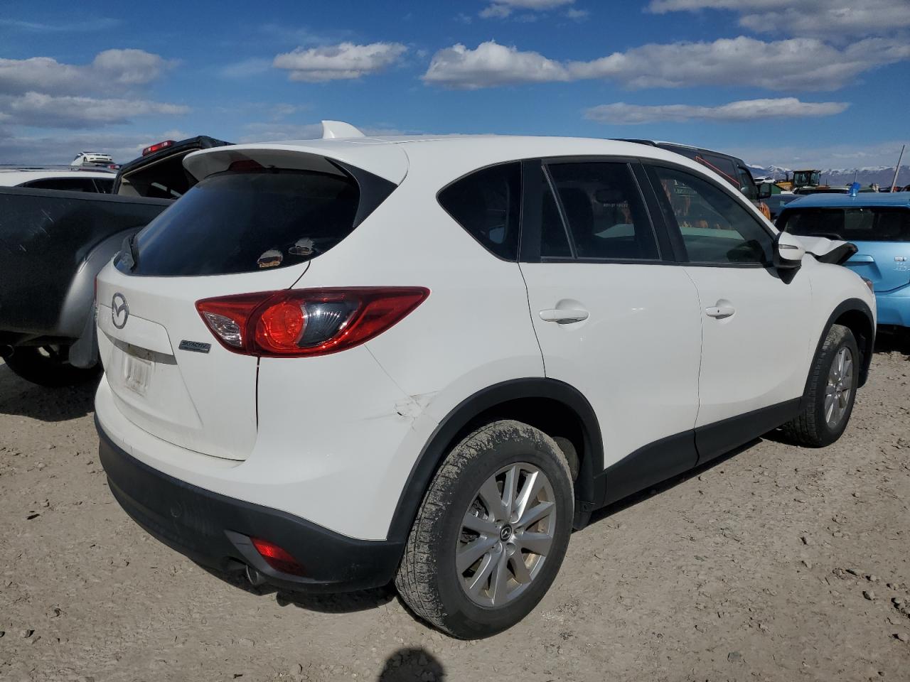 2015 Mazda CX-5 VIN JM3KE4CY7F0553862 Copart auction photo, front end damage thumbnail 3