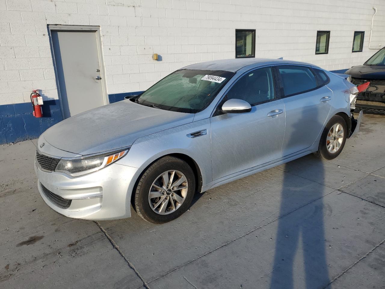 2018 KIA Optima VIN 5XXGT4L39JG188150