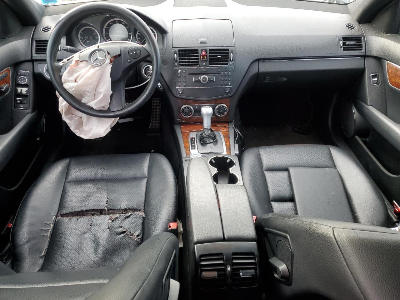 2009 Mercedes-Benz C-klasse VIN WDDGF81X09R083242 Copart auction photo, all over / front end damage thumbnail 8