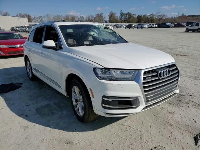 2017 Audi Q7 VIN WA1LHAF75HD049175 Copart auction photo, vandalism / water/flood damage thumbnail 11