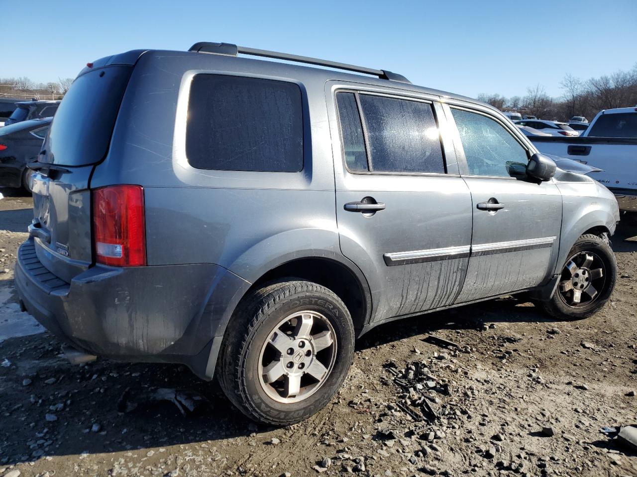 2010 Honda Pilot VIN 5FNYF4H98AB031186 Copart auction photo, front end / rear end damage thumbnail 3