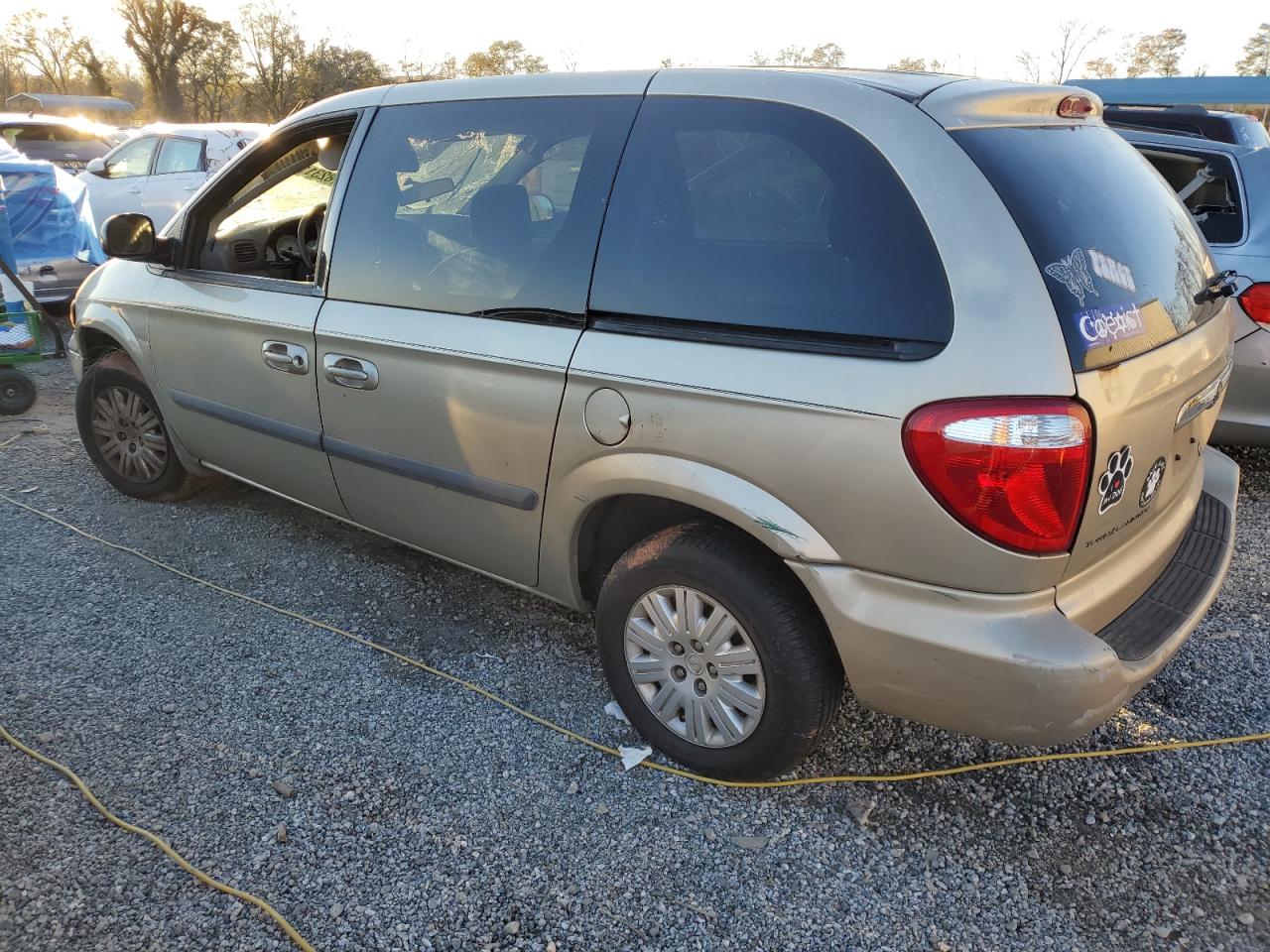 2006 Chrysler Town & Country VIN 1A4GP45R86B506028 Copart auction photo, top/roof damage thumbnail 2