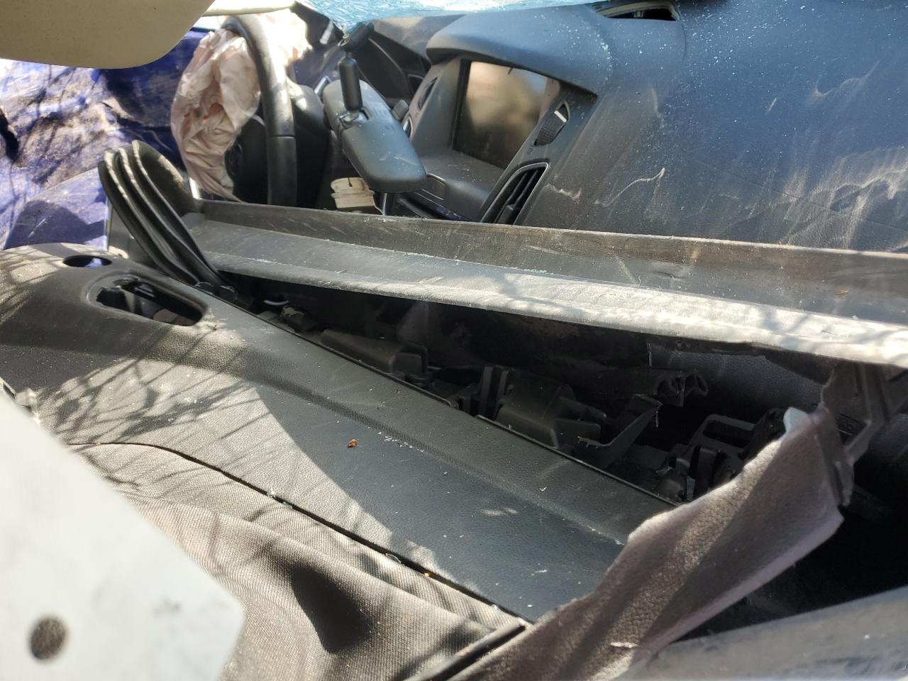 2015 Ford Focus VIN 1FADP3N28FL321631 Copart auction photo, all over damage thumbnail 8