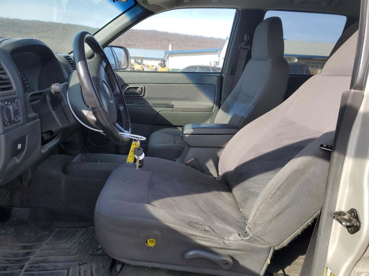 2004 Chevrolet Colorado VIN 1GCDT136948149691 Copart auction photo, front end / undercarriage damage thumbnail 7