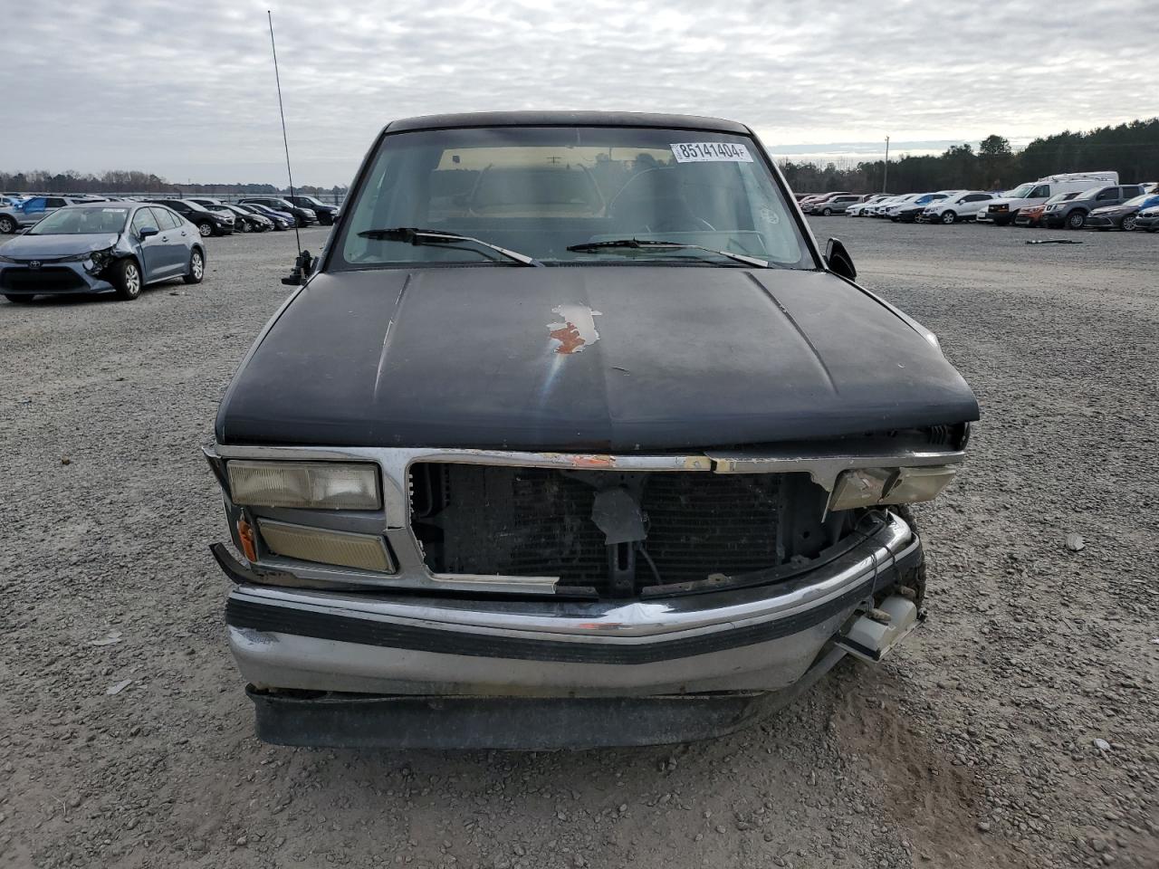 1992 GMC Envoy VIN 2GTEC19K7N1558978 Copart auction photo, all over damage thumbnail 5