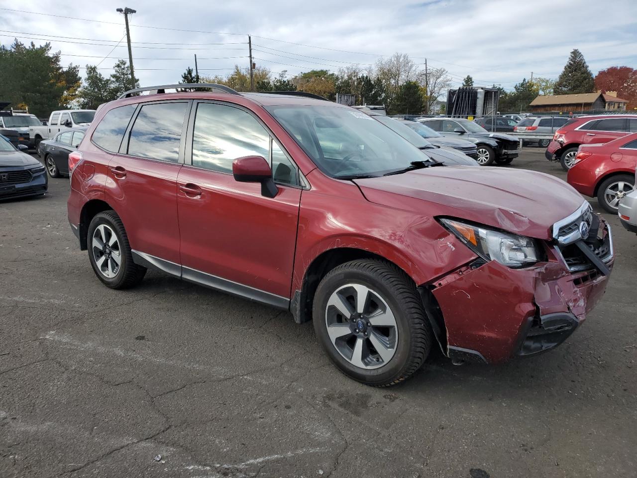 2017 Subaru Forester VIN JF2SJAEC3HH467149 Copart auction photo, front end damage thumbnail 4