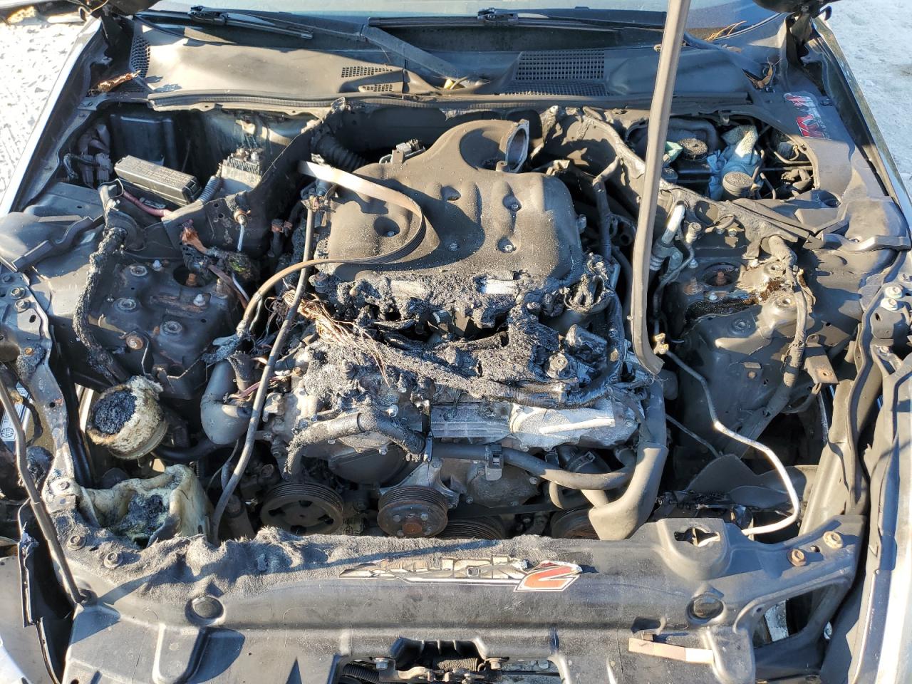 2005 Nissan 350Z VIN JN1AZ34D05M604790 Copart auction photo, burn - engine / all over damage thumbnail 11