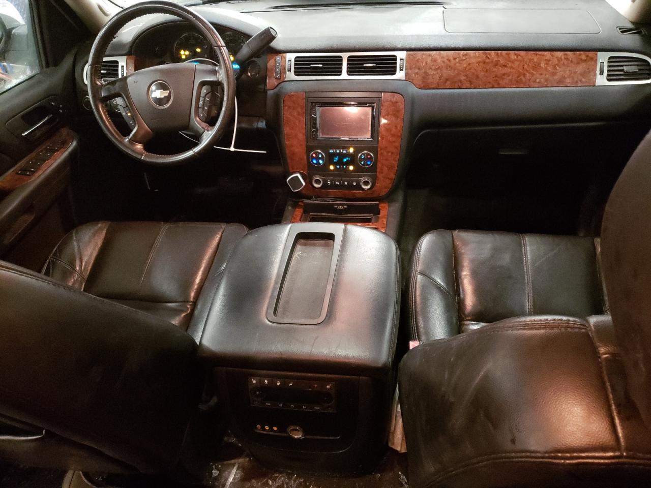 2007 Chevrolet Tahoe VIN 1GNFK13097R317116 Copart auction photo, water/flood / front end damage thumbnail 8