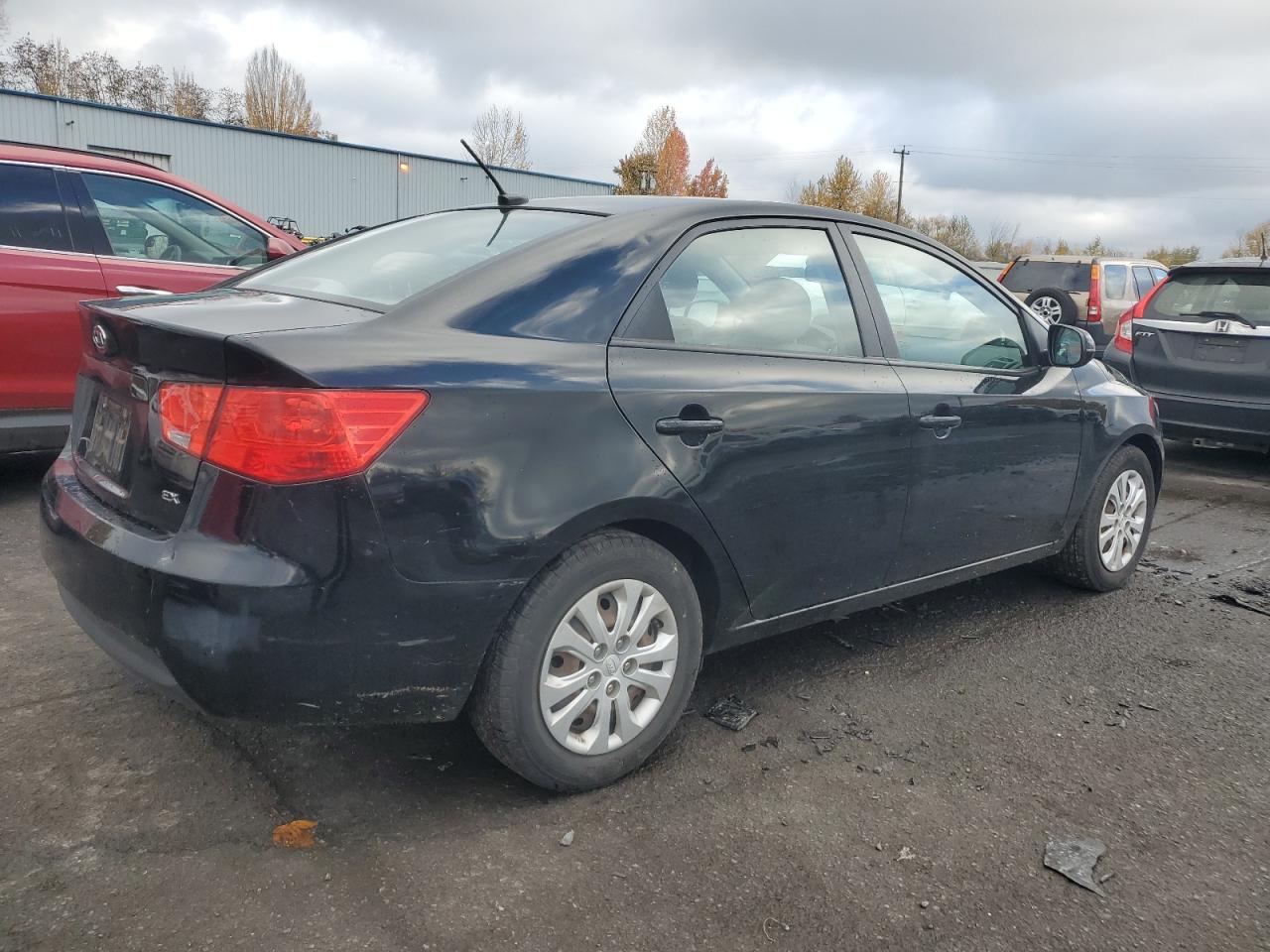 2013 KIA Forte VIN KNAFU4A29D5708193 Copart auction photo, rear end damage thumbnail 3