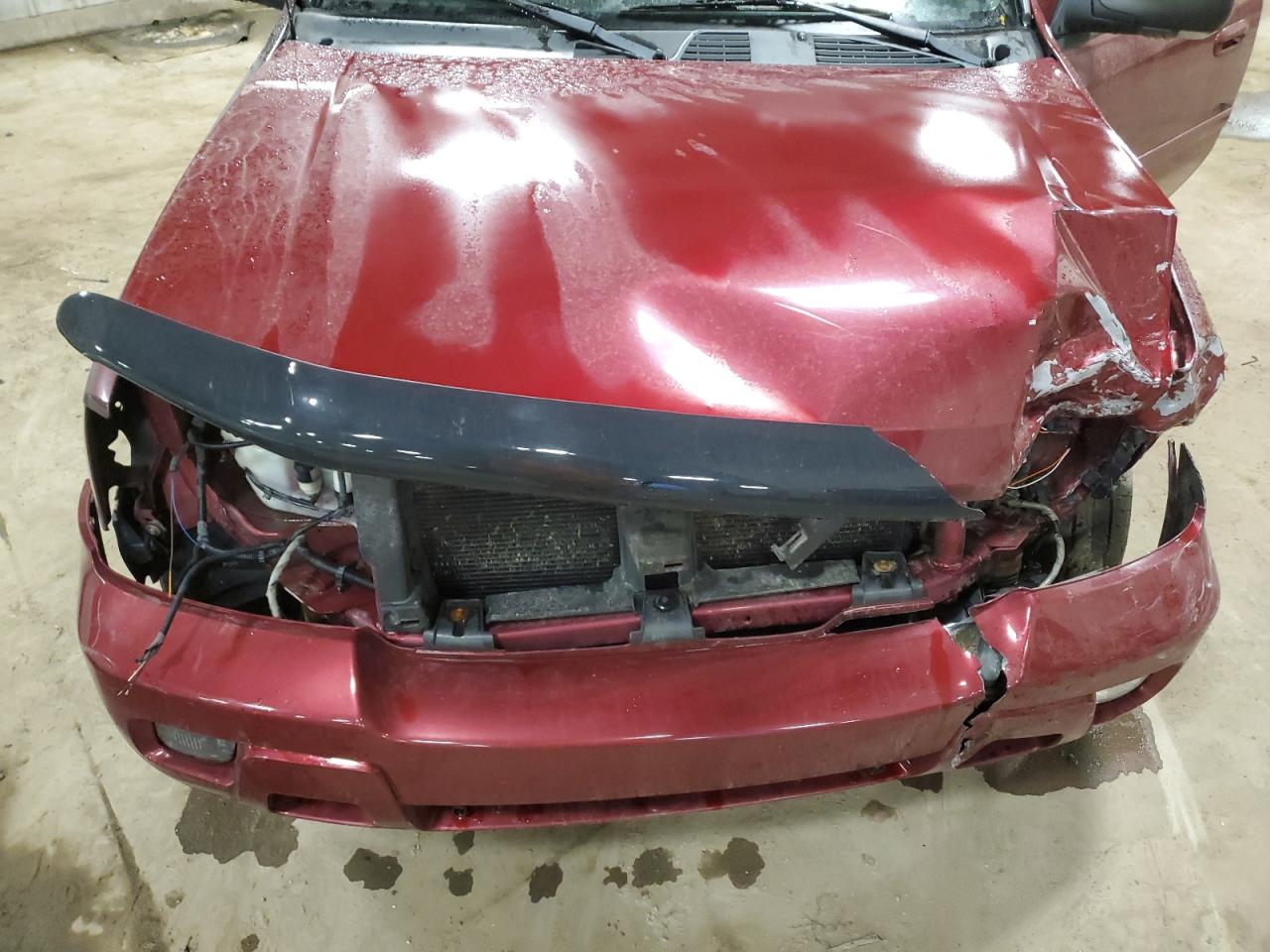 2009 Chevrolet TrailBlazer VIN 1GNDT33S992101294 Copart auction photo, front end / mechanical damage thumbnail 12