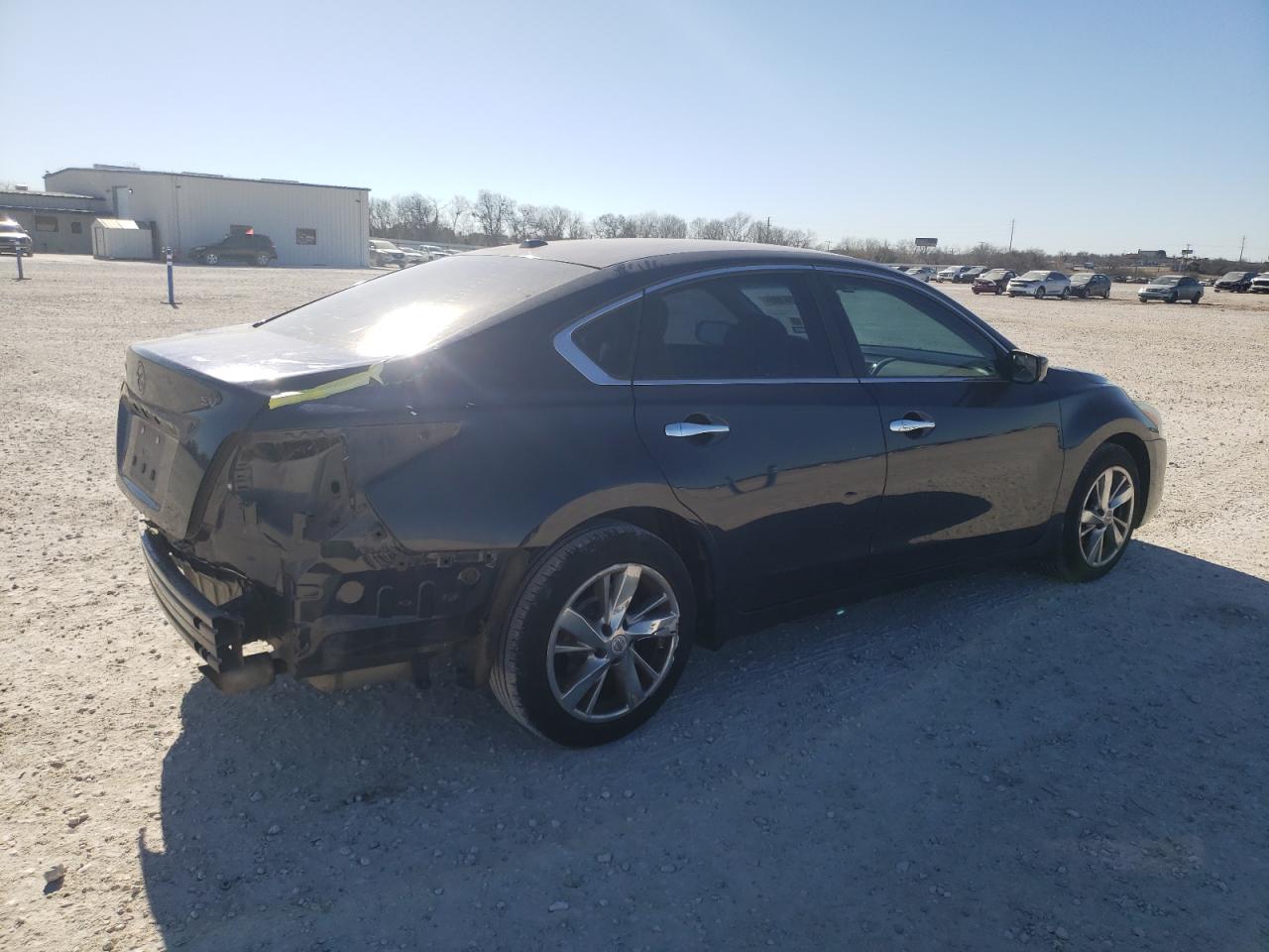 2015 Nissan Altima VIN 1N4AL3AP4FC242456 Copart auction photo, rear end damage thumbnail 3