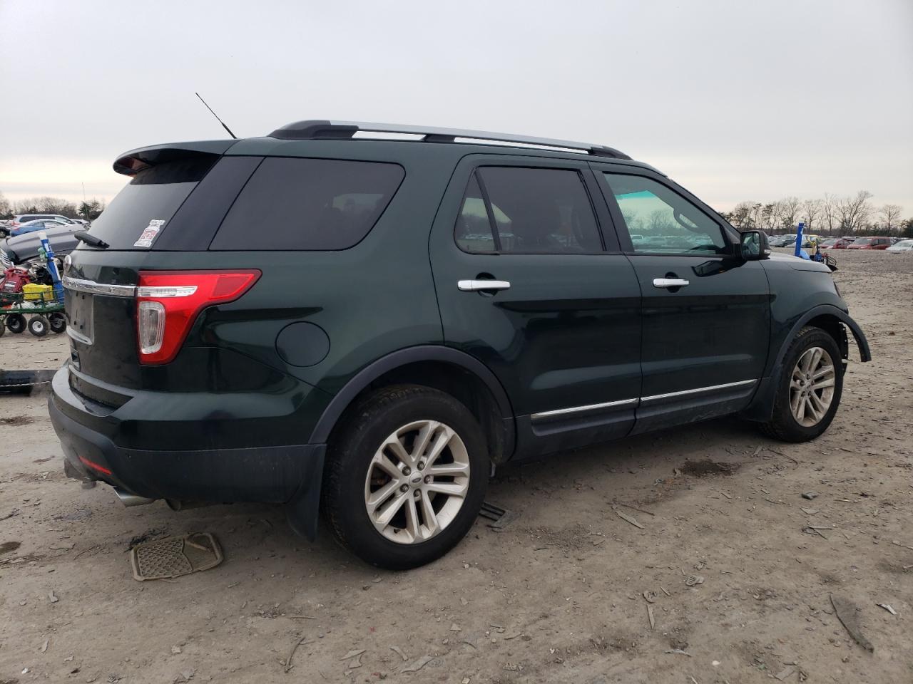 2013 Ford Explorer VIN 1FM5K8D83DGB61739 Copart auction photo, front end / minor dent/scratches damage thumbnail 3