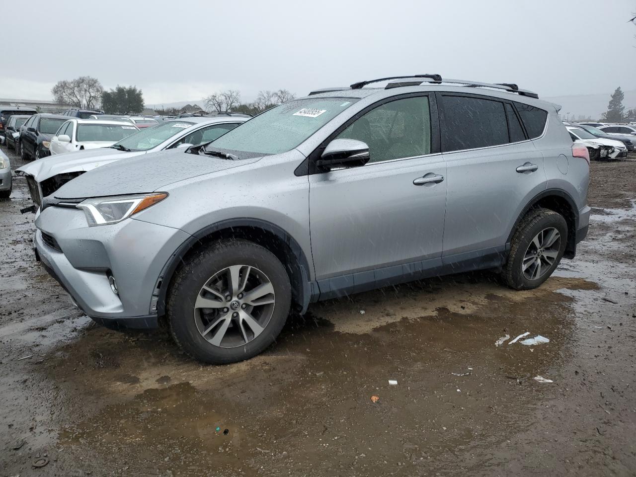 2018 Toyota RAV 4 VIN JTMRFREV7JJ213117
