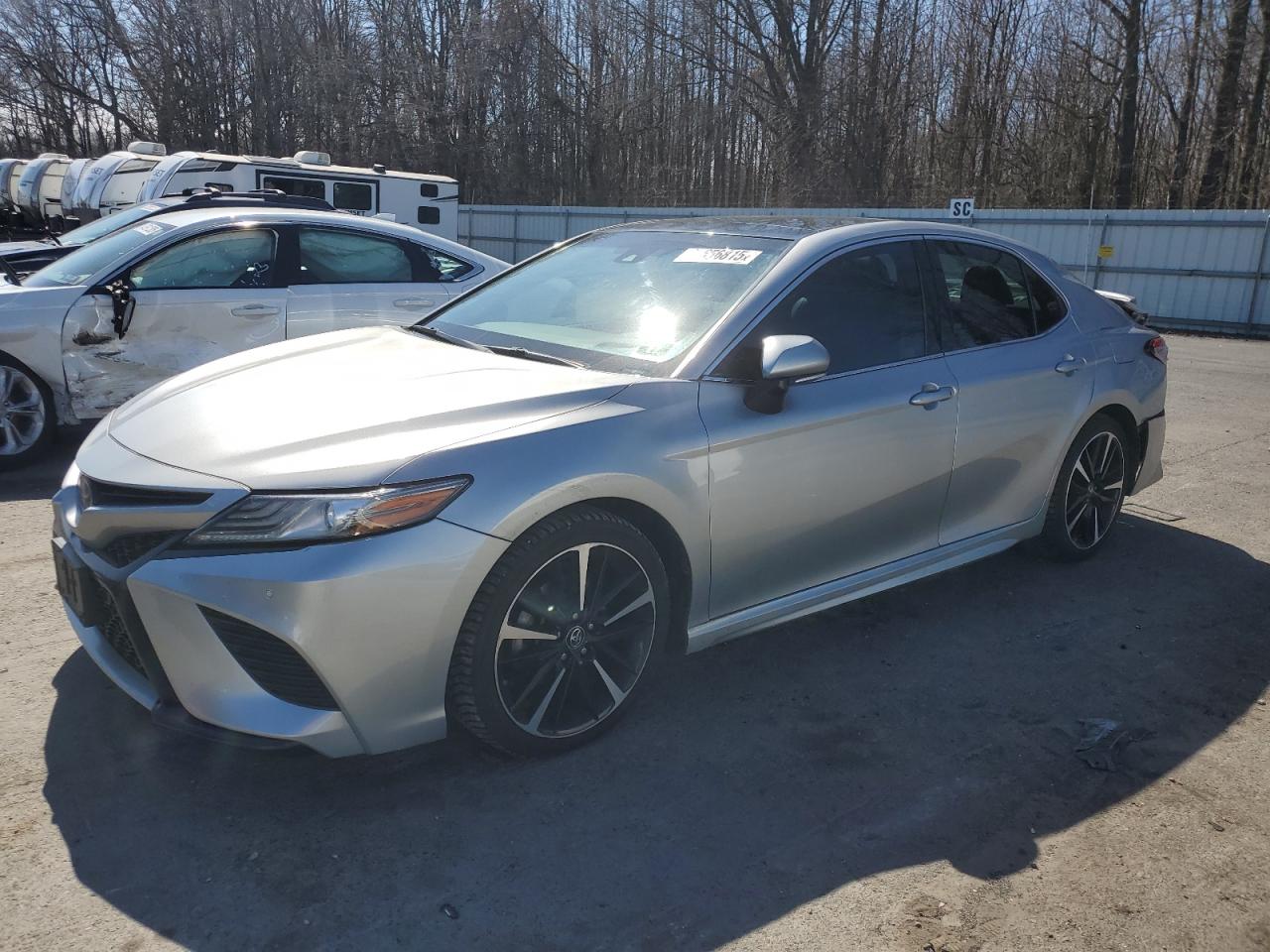 2018 Toyota Camry VIN 4T1BZ1HK8JU012901