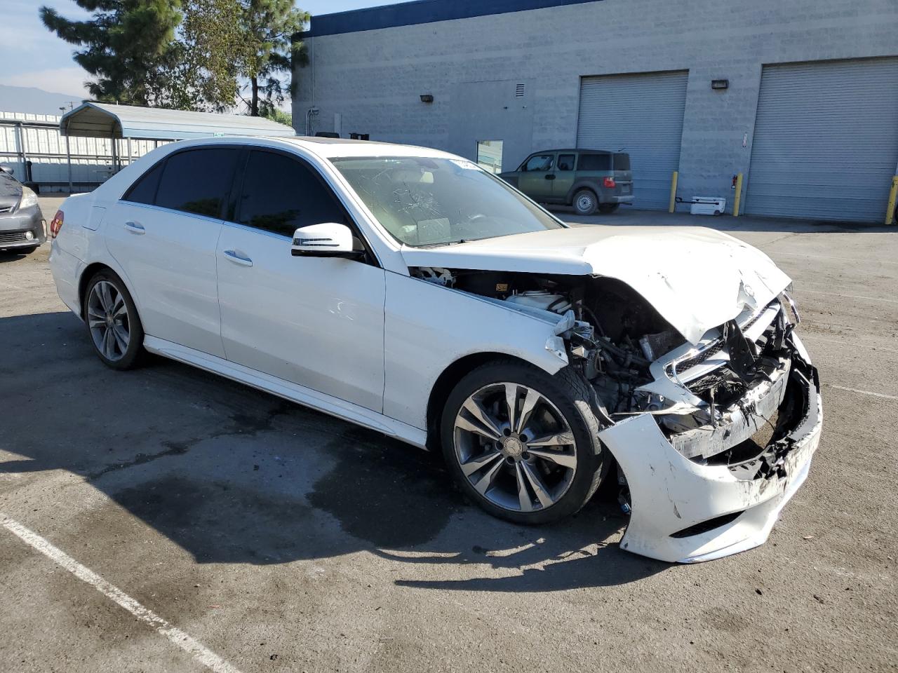2016 Mercedes-Benz E-klasse VIN WDDHF5KB0GB255734 Copart auction photo, front end / rear end damage thumbnail 4