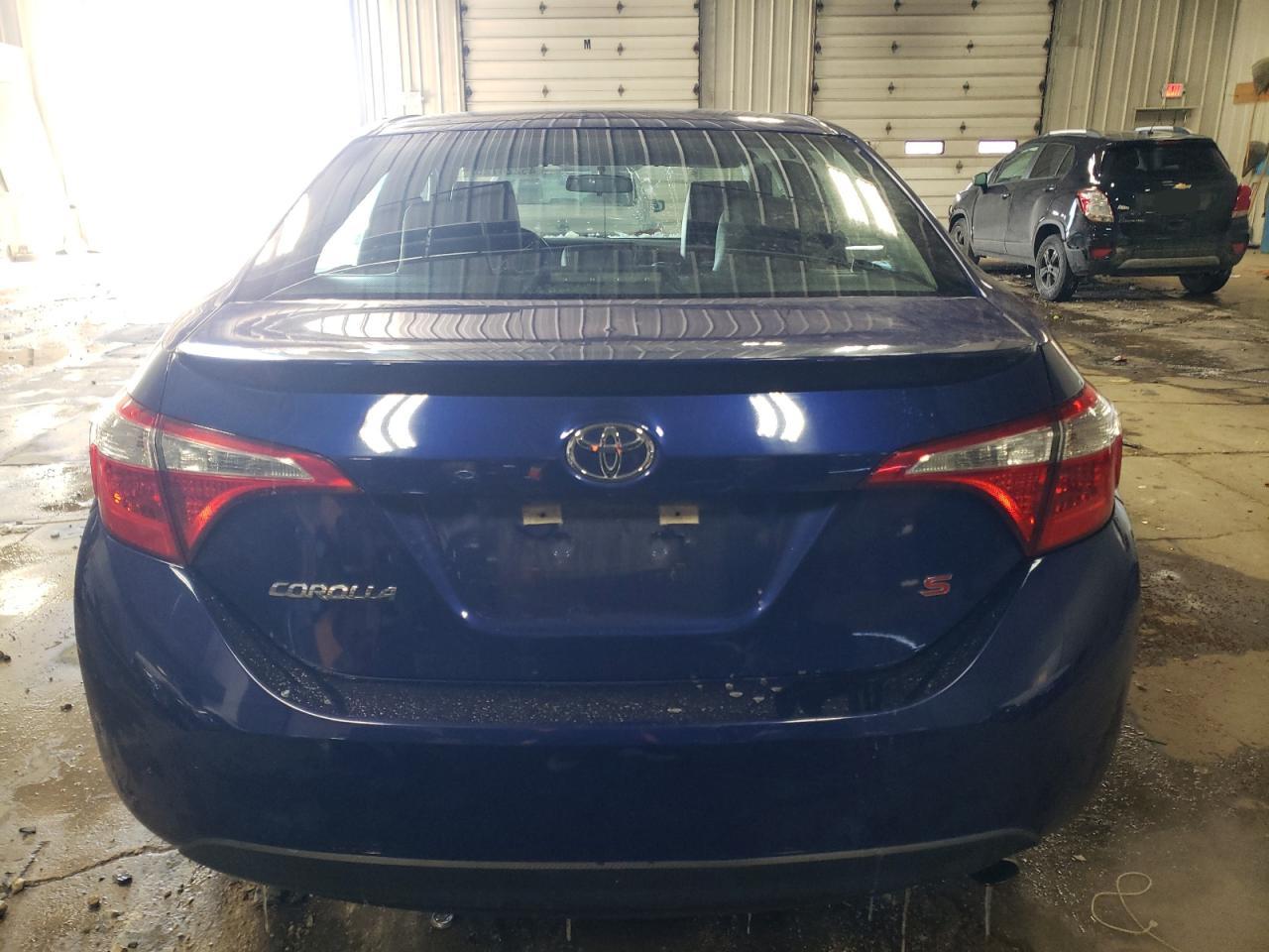 2015 Toyota Corolla VIN 5YFBURHE3FP352604 Copart auction photo, front end damage thumbnail 6