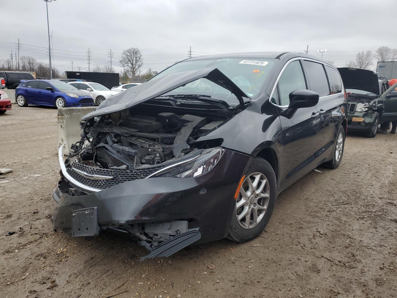 2017 Chrysler Pacifica VIN 2C4RC1DG6HR522676