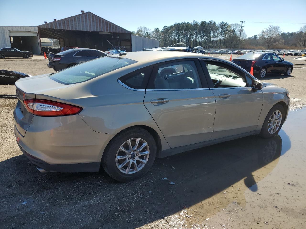 2015 Ford Fusion VIN 3FA6P0G79FR261568 Copart auction photo, all over damage thumbnail 3