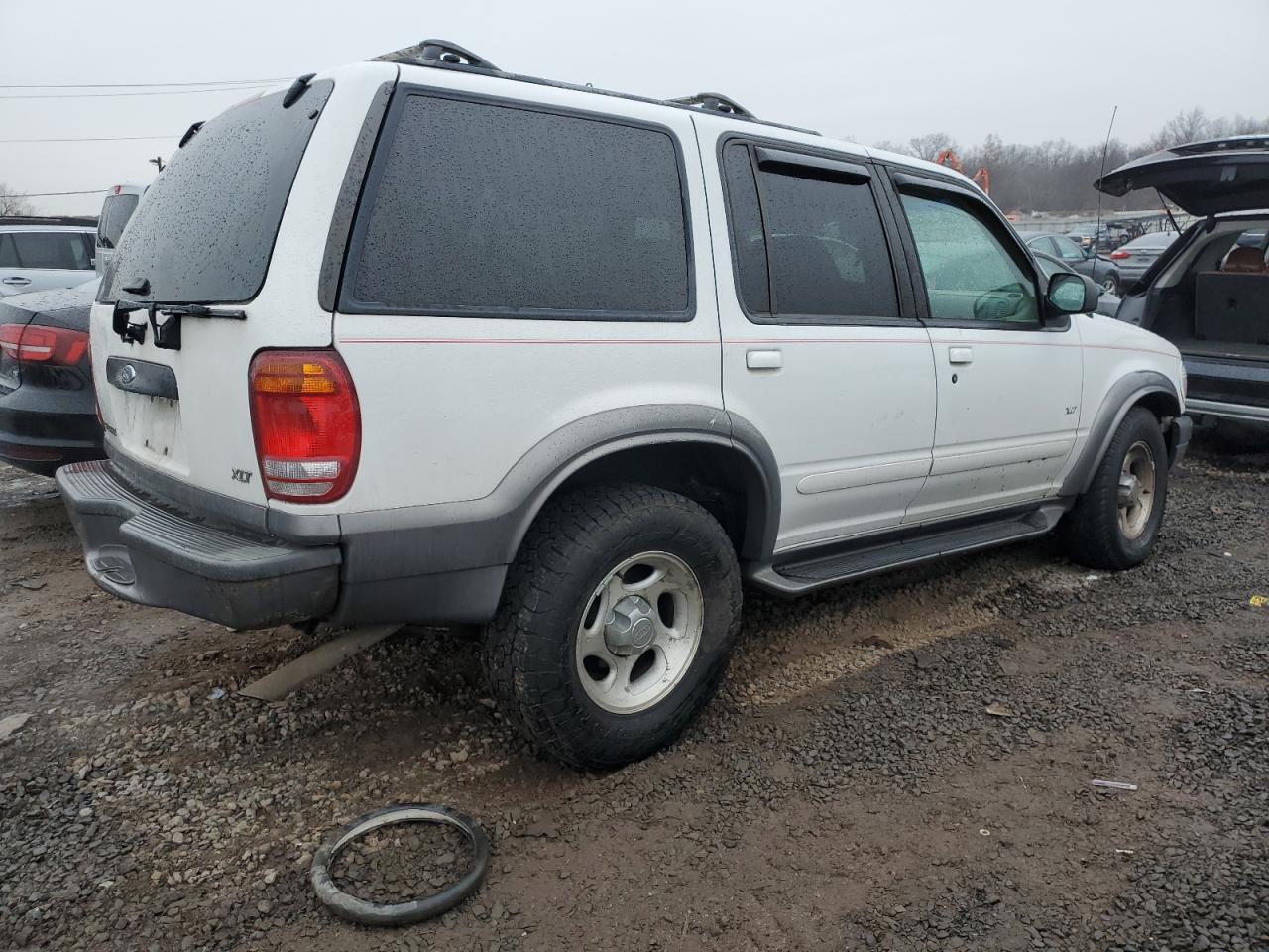 2001 Ford Explorer VIN 1FMZU73E71ZA71278 Copart auction photo, front end damage thumbnail 3