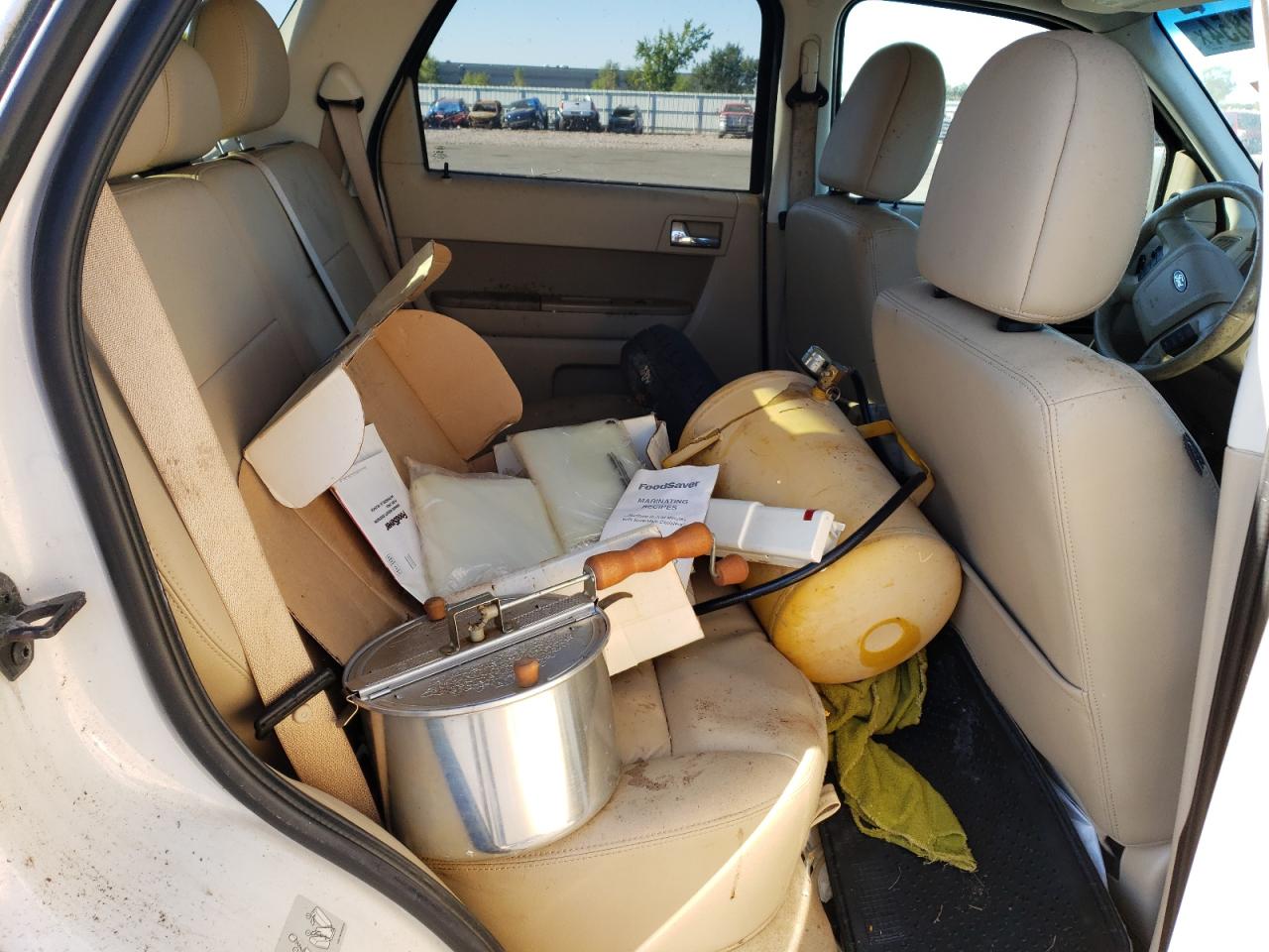 2012 Ford Escape VIN 1FMCU9EG7CKB78648 Copart auction photo, minor dent/scratches damage thumbnail 11