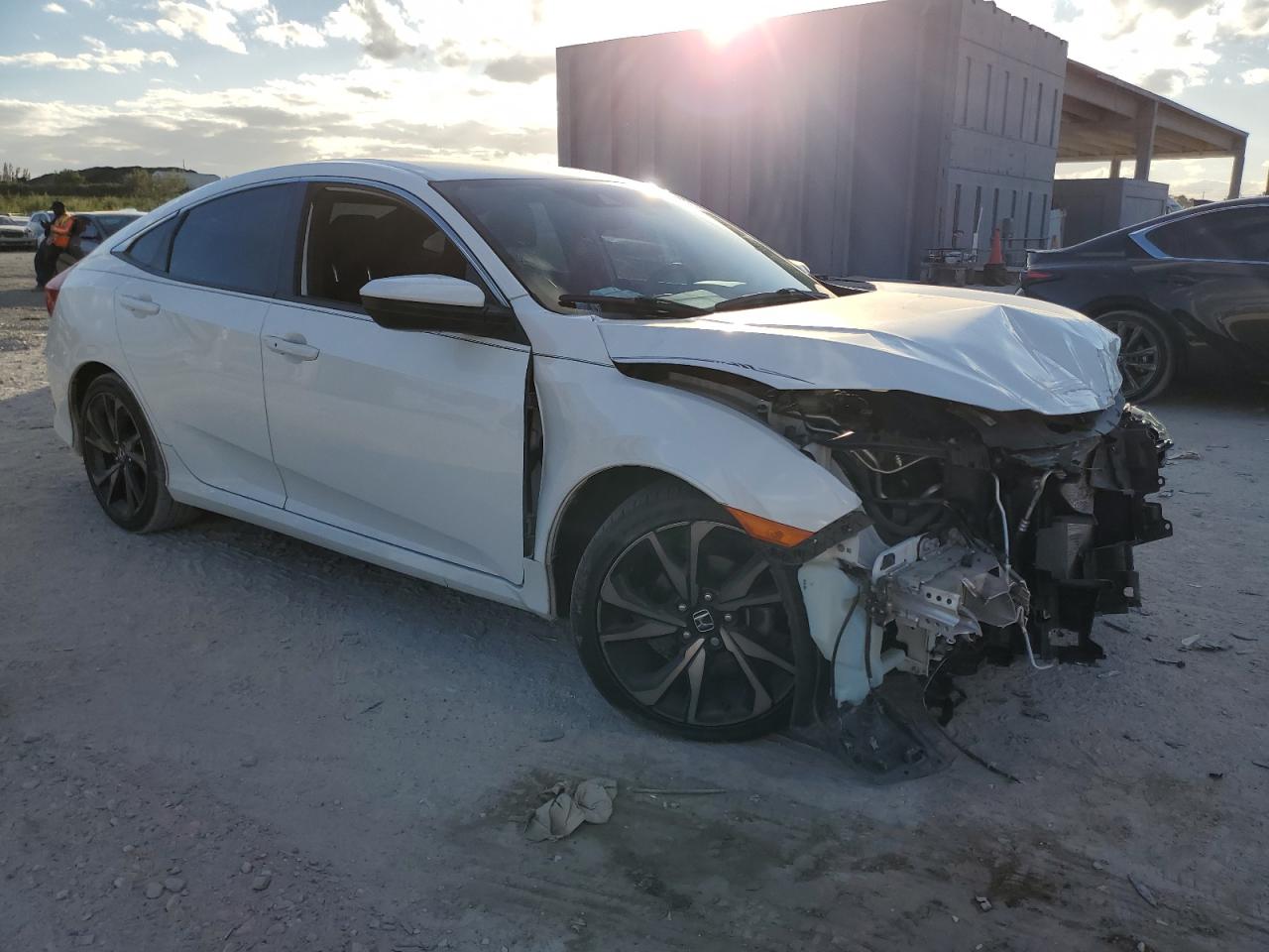 2020 Honda Civic VIN 2HGFC2F80LH504608 Copart auction photo, front end / minor dent/scratches damage thumbnail 4