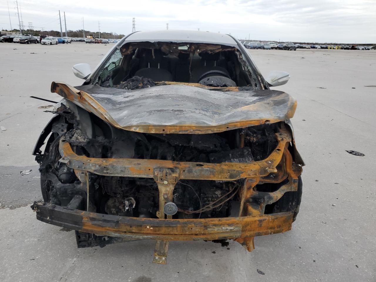 2014 Hyundai Sonata VIN 5NPEC4AC6EH922490 Copart auction photo, burn damage thumbnail 5