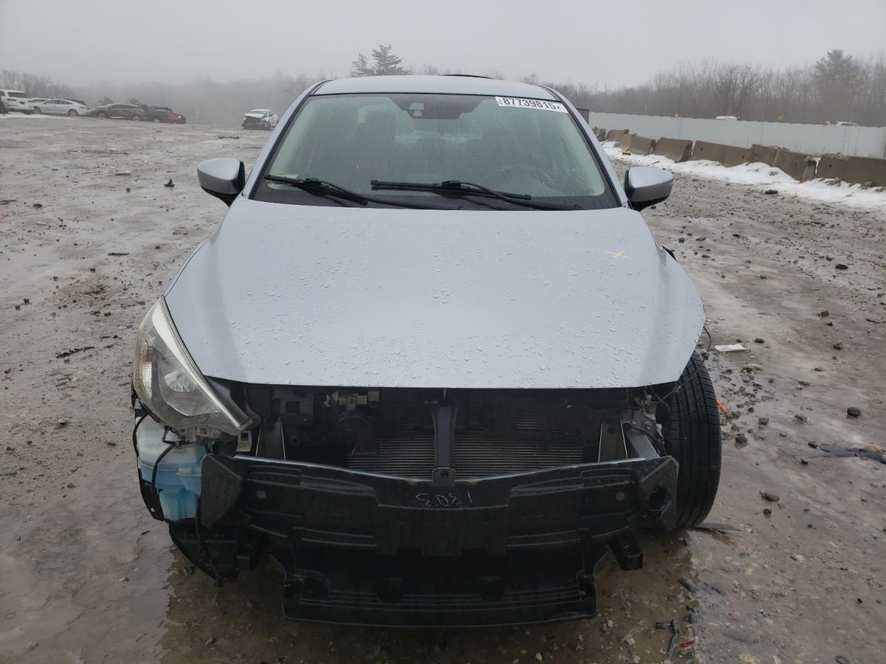 2017 Toyota Yaris VIN 3MYDLBYV7HY179869 Copart auction photo, front end / minor dent/scratches damage thumbnail 5