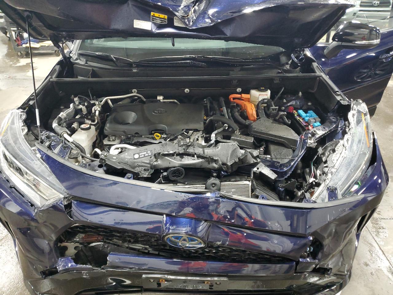 2021 Toyota RAV 4 VIN JTMFB3FV6MD045483 Copart auction photo, front end damage thumbnail 13